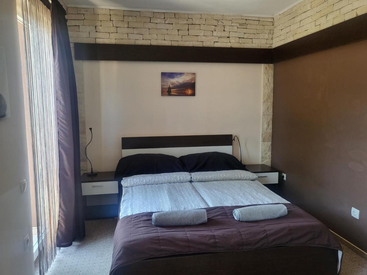 Villa Garden Вир Екстер'єр фото